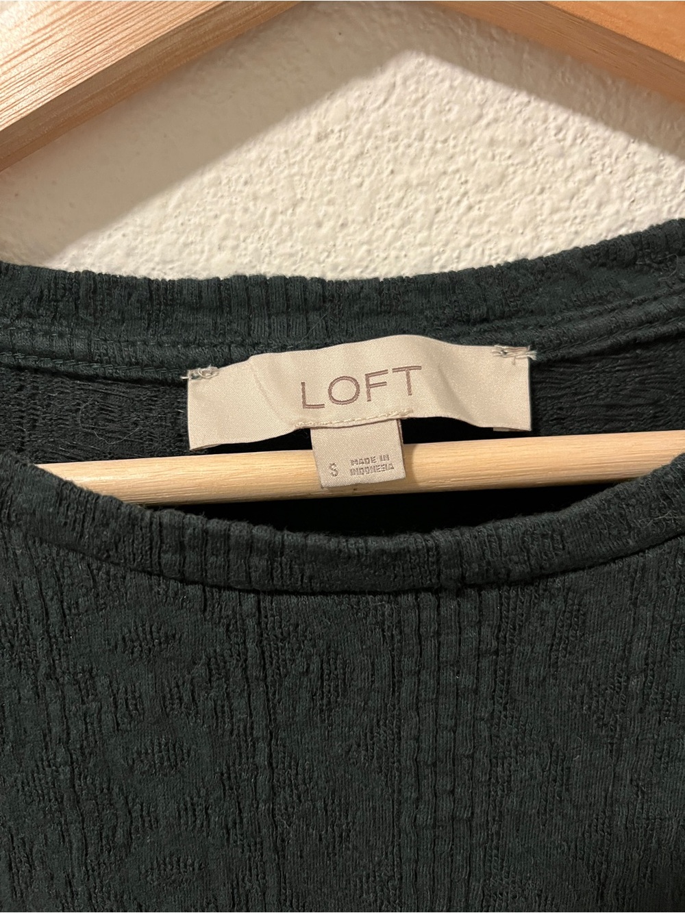 LOFT Forest Green Textured Long Sleeve Top sz S - Picture 2 of 6